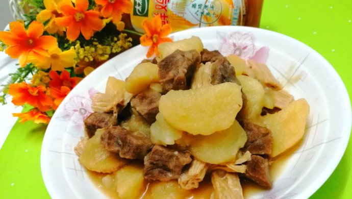 东北-土豆牛肉炖腐竹