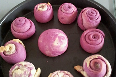 紫薯蛋黄酥，紫薯芝麻酥，紫薯冰激凌酥