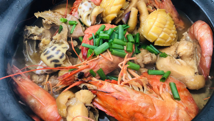鲍鱼鸡煲