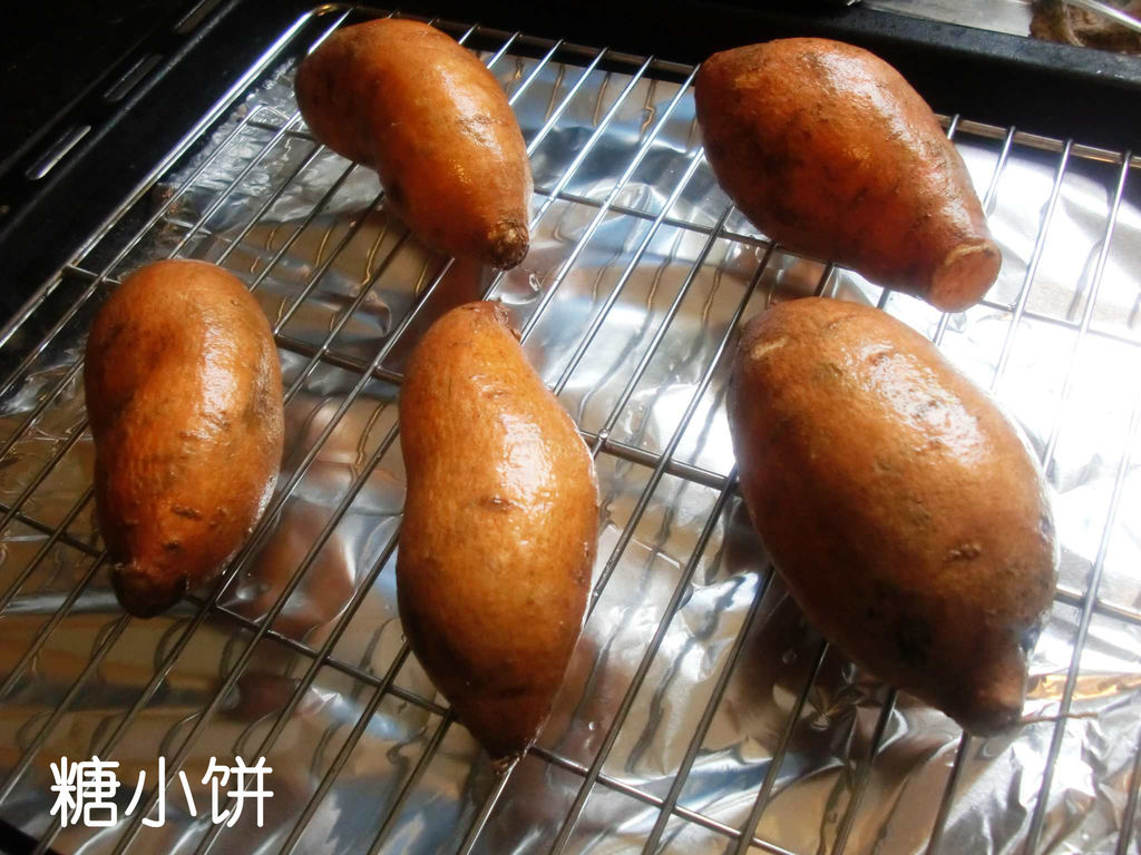 烤红薯烤箱版怎么做_烤红薯烤箱版的做法_豆豆妈Ly_豆果美食