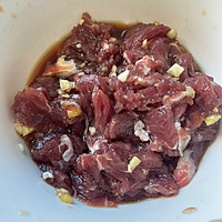 牛肉的做法图解1