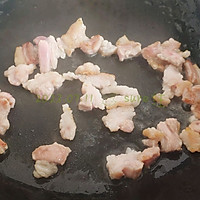 蒜辣青豆生炒肉的做法图解3