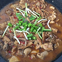 笋干烧鸡的做法图解7