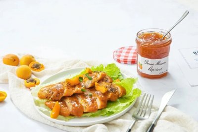 杏味烟熏鸡胸肉 | 元旦快乐，无肉不欢！