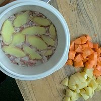 胡萝卜土豆炖羊肉的做法图解4