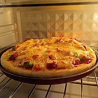 #奇妙烘焙屋#时蔬烤肠披萨的做法图解5