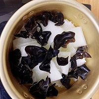 #带着美食出去浪#低卡晚餐——冬瓜木耳汤的做法图解1