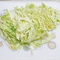#感恩节为TA做顿饭#包菜炒饼的做法图解3