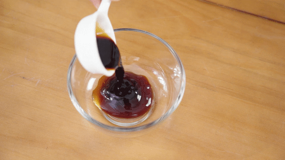 鲜嫩肉肥，香酥可口的海鲜菜——葱炒梭子蟹【孔老师教做菜】的做法图解2