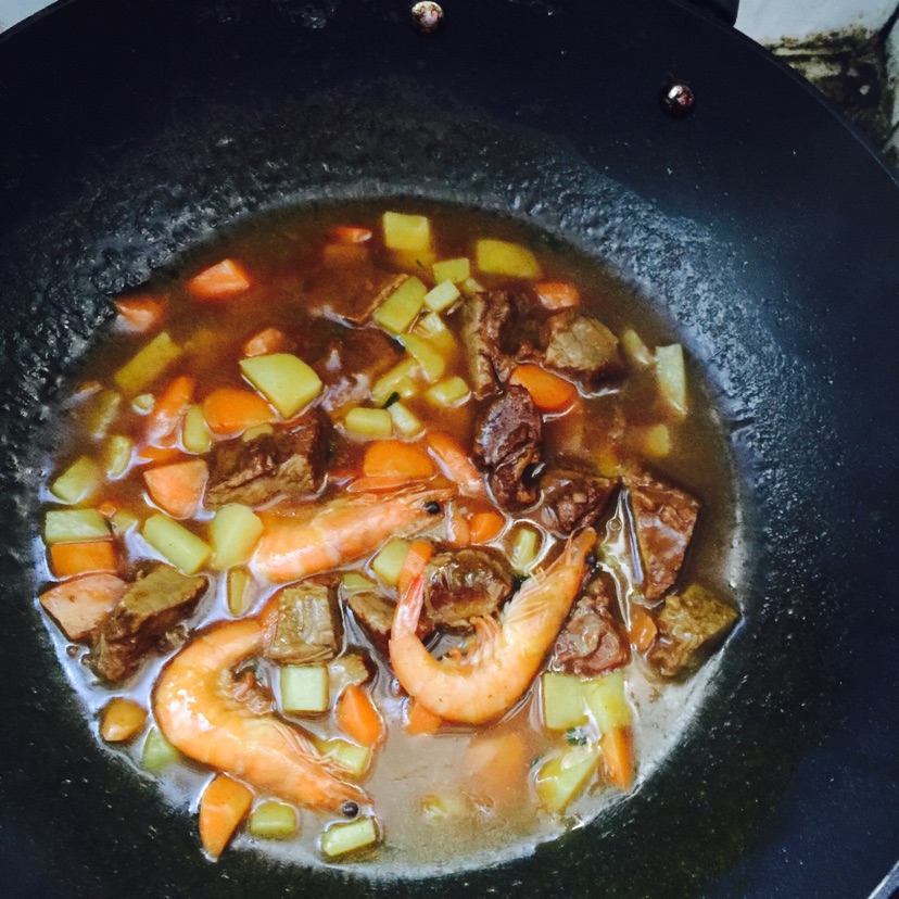 咖喱牛肉海鲜虾饭的做法图解5