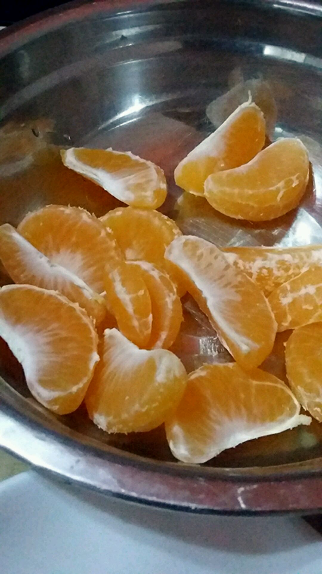 橘子煮水怎么做_橘子煮水的做法_勤快懒妈_豆果美食