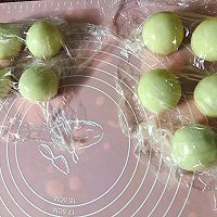 蛋黄酥的做法图解1