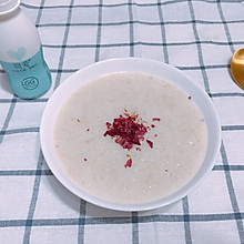 牛奶燕麦美龄粥