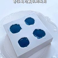 海之蓝 . 水晶草莓果冻 . 超Duang~的做法图解4