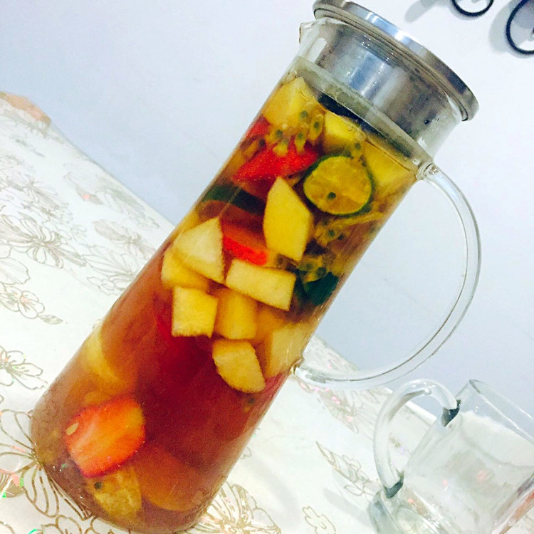百香水果茶的做法