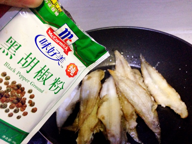 香煎玉秃鱼的做法图解5