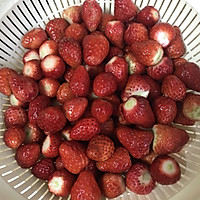 懒人版草莓酱的做法图解1