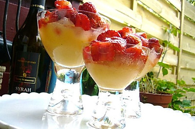草莓苹果 白蜜汁