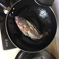 烧罗非鱼的做法图解2