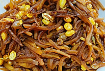 好吃到爆的黄豆炒水疙瘩的做法