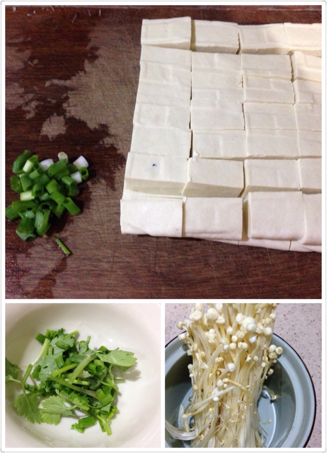 煎豆腐伴金针菇的做法图解1