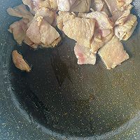 笋尖炒肉的做法图解1