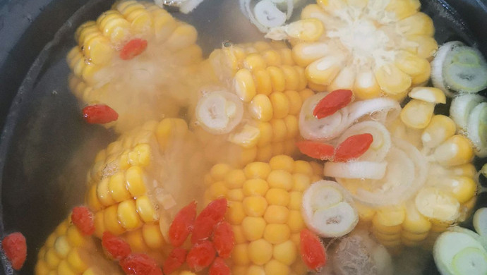小排玉米汤