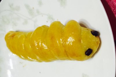 毛毛虫面包