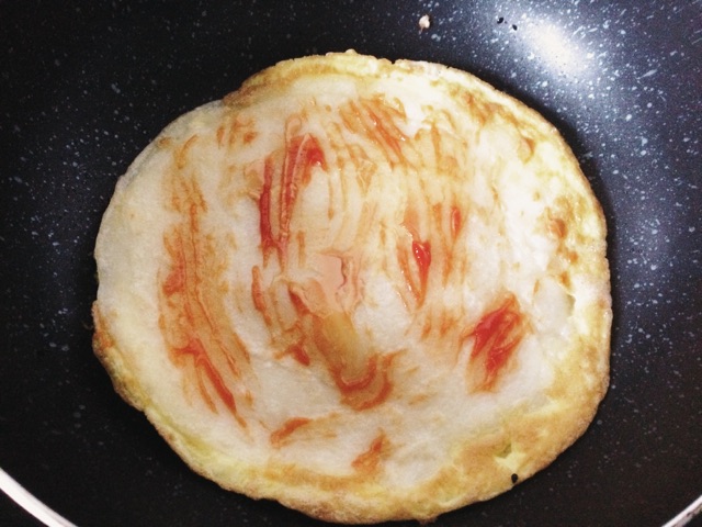 葱香鸡蛋软饼的做法图解2