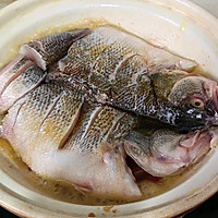 砂锅焗鲈鱼的做法图解7
