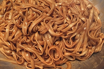 超级简单的花生酱拌面