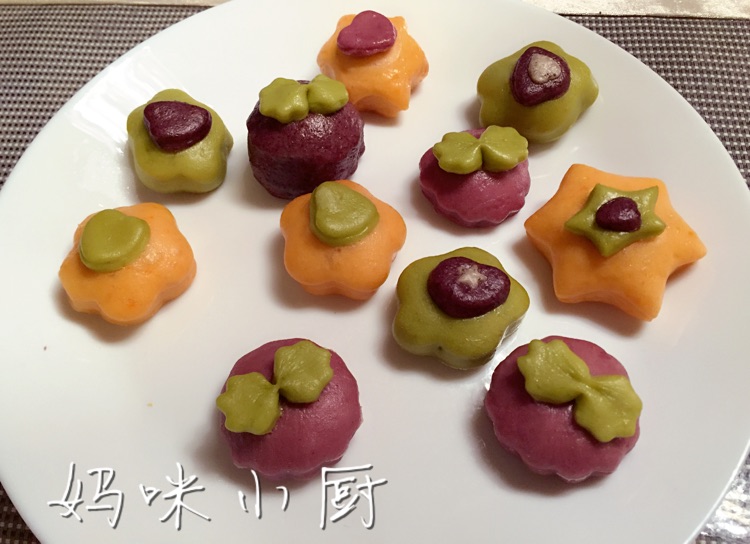 多彩果蔬卡通馒头