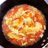 十分钟开胃美食-番茄白玉菇鸡蛋汤#中小学生做饭指南#的做法图解15