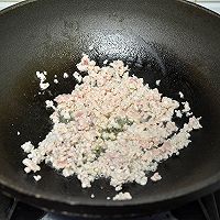 #减一点更好# 酱香肉末炒蒜薹的做法图解3