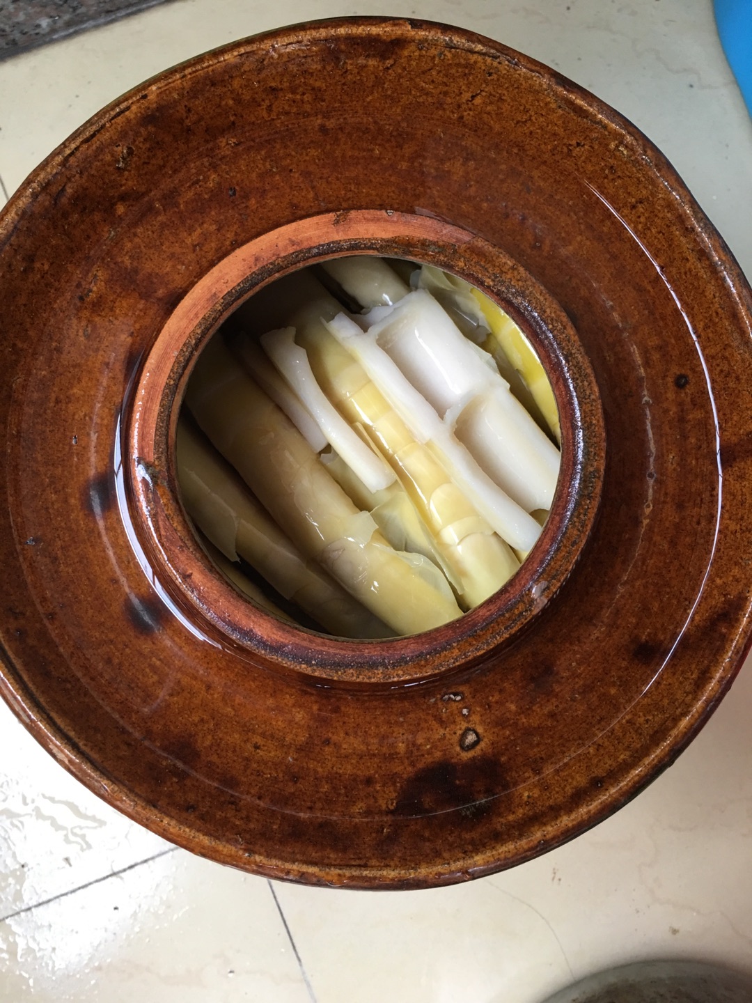 Pickled bamboo shoots