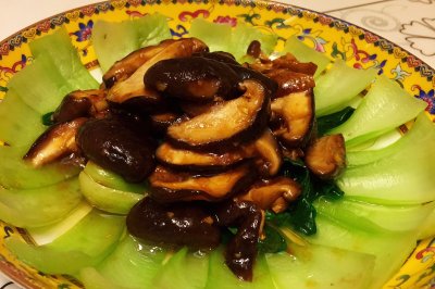 杠杠滴减肥素菜～香菇小青菜