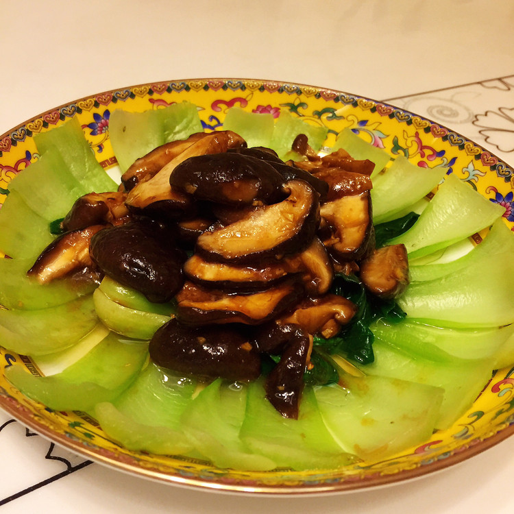 杠杠滴减肥素菜～香菇小青菜的做法