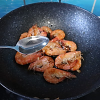 超美味的油焖大虾的做法图解8