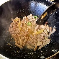 清香蒜苔炒肉的做法图解4