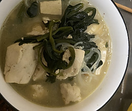 菠菜豆腐粉丝汤的做法