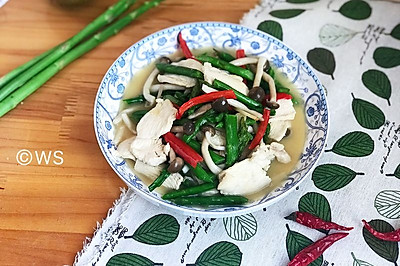减脂菜-三鲜烩芦笋(鸡胸肉蟹味菇)
