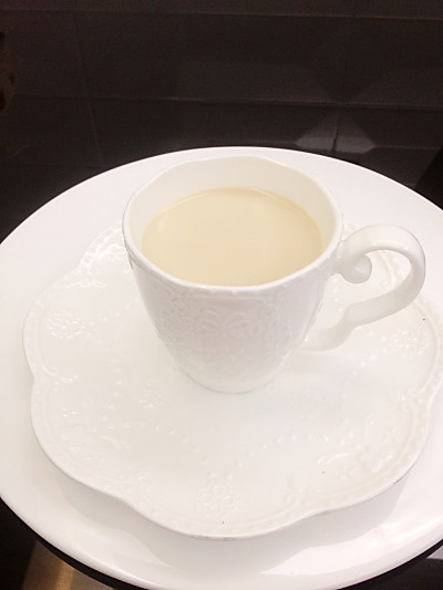 丝滑奶茶的做法