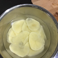 土豆片（自制）的做法图解2
