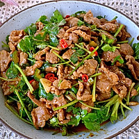 #春日时令，美味尝鲜#好吃到哭香菜拌牛肉的做法图解14