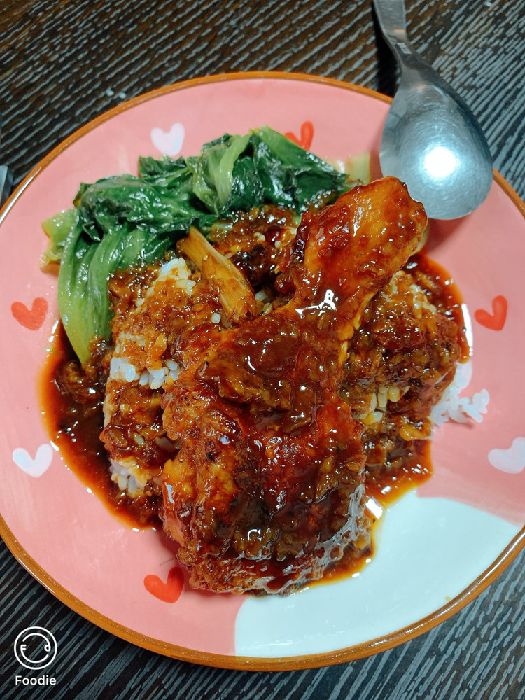 板烧鸡腿盖饭的做法