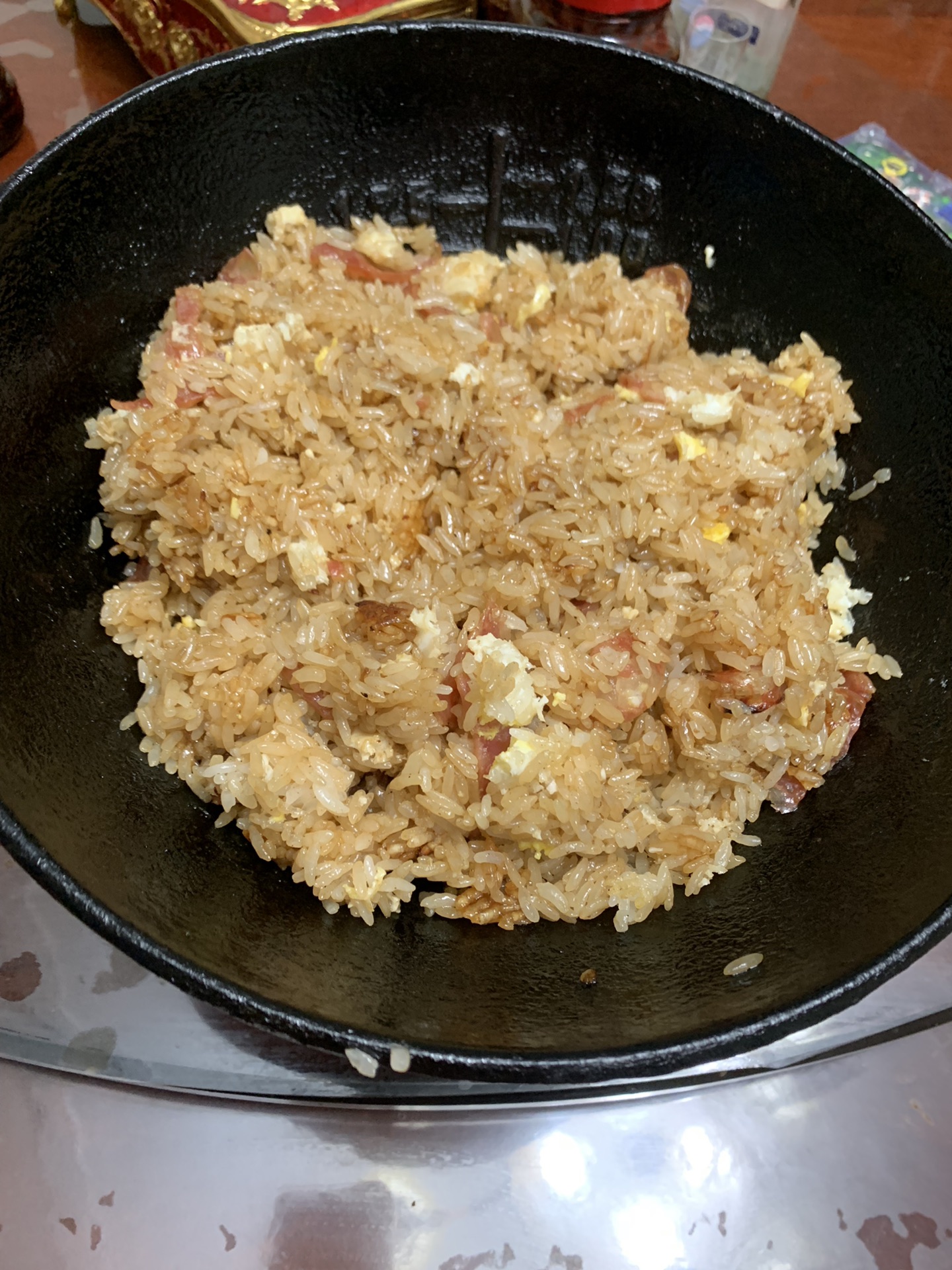 超香！东北姑娘做的，浓郁广式腊味煲仔饭！！