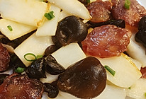 滋补养生｜黑木耳山药炒腊肠的做法