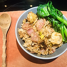 电饭煲腊肠香菇煲仔饭