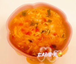 热气腾腾~~~白玉菇番茄拌汤的做法