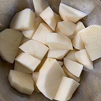 排骨土豆炖豆角的做法图解1